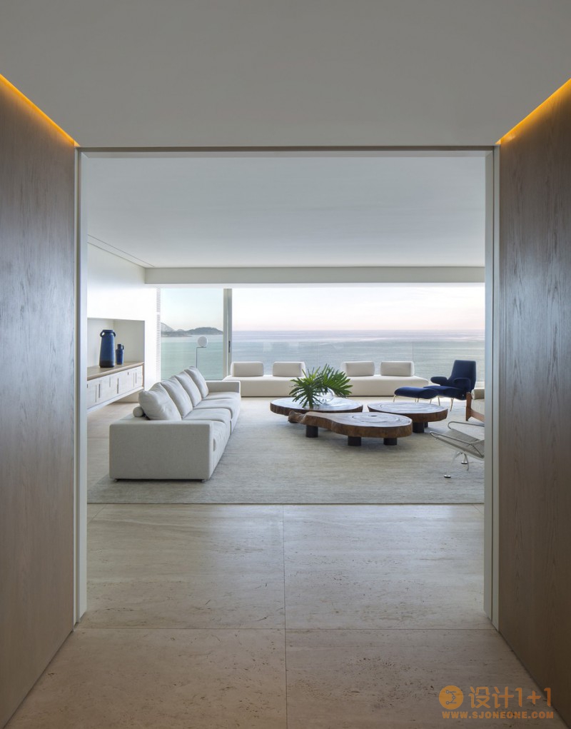 巴西RS 360度观景公寓设计