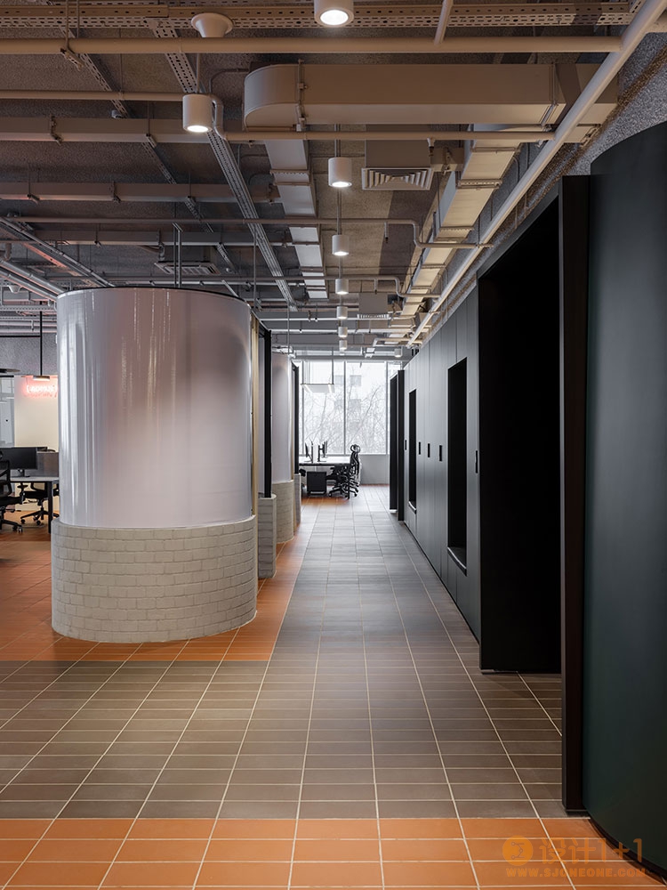 明斯克GISMART现代风格办公室空间设计