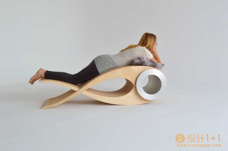 创意仿生飞鱼椅设计